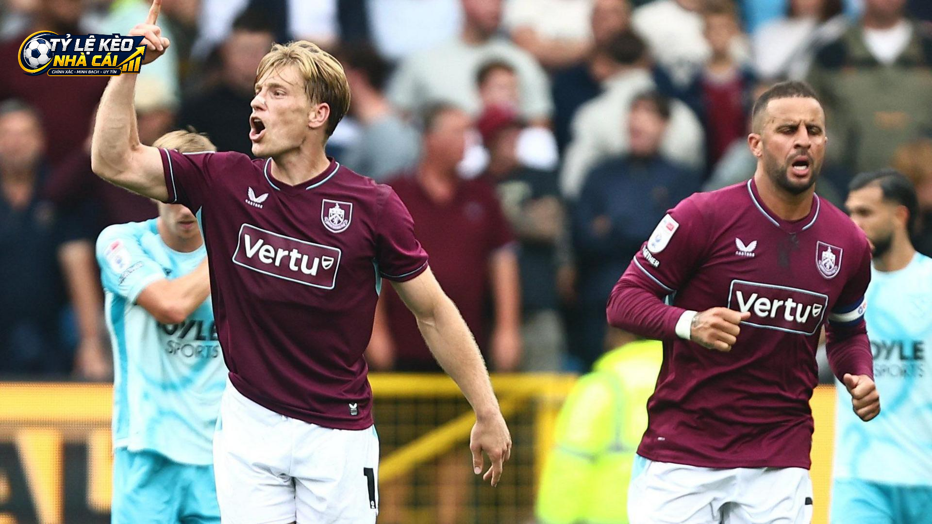 Burnley giữ bóng và chờ cơ hội phản công